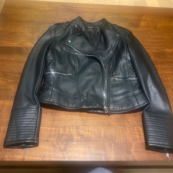 Zara Vegan Leather Moto Jacket Size M Black - Picture 1 of 3